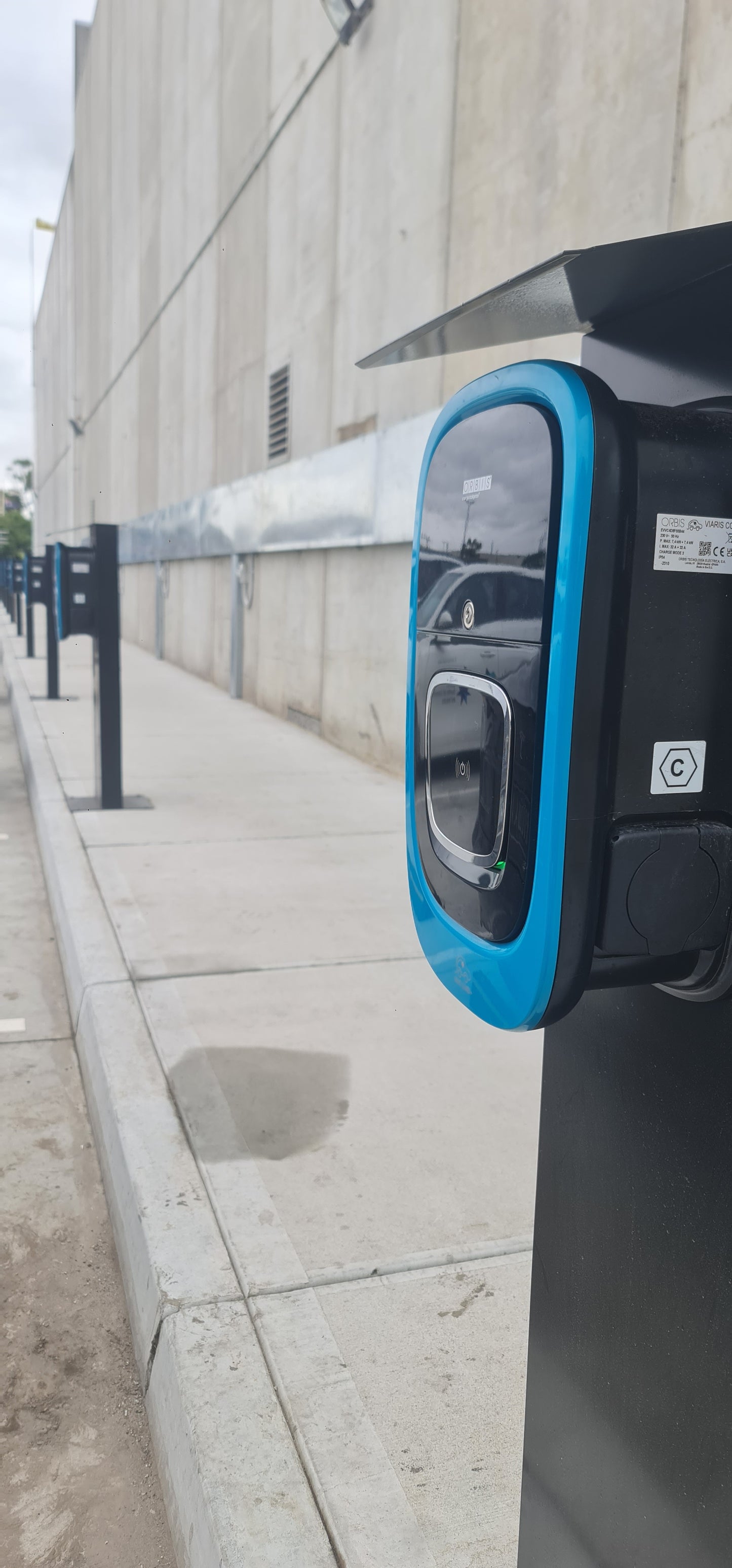 VIARIS COMBI + TWIN OUTLET